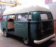 人気のフォルクスワーゲン・レイトバス・ハイルーフを製作。